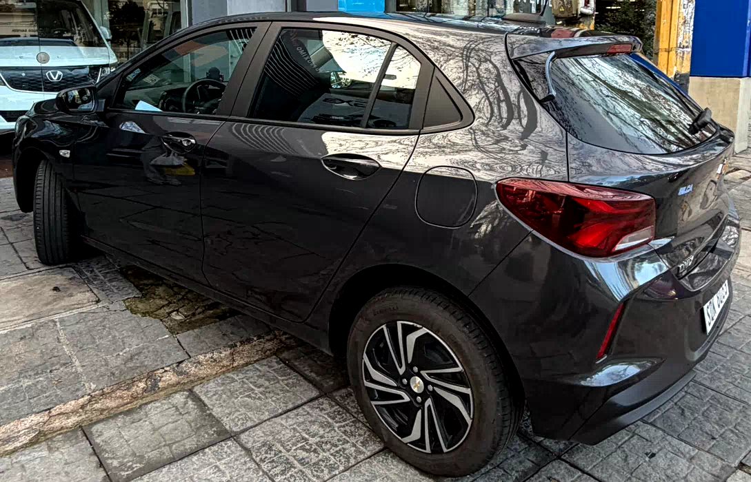 Vendo auto Chevrolet Ónix año 2026 miniatura 7