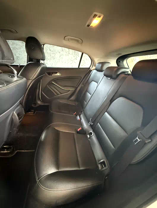 Mercedes-Benz GLA 180, 2020 Automática. – Único dueño – Excelente esta miniatura 6